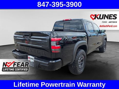 Used 2026 Nissan Frontier PRO-4X AWD/4WD image 11