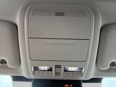 Used 2024 MAZDA CX-90 Plug-In Hybrid w/ Premium Pkg image 18