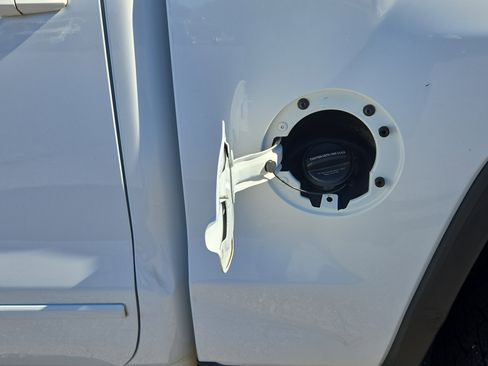 Used 2016 GMC Sierra 1500 SLT w/ All Terrain X Package image 30