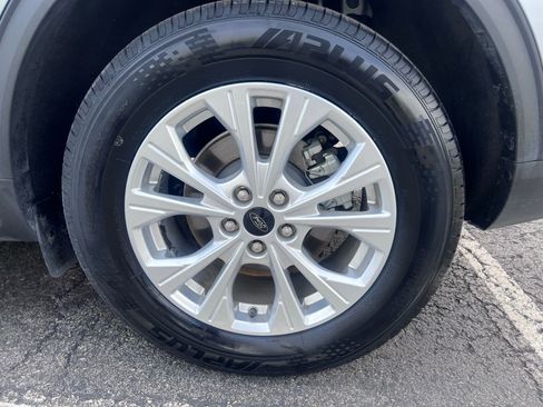 Used 2023 Ford Escape Active w/ Tech Pack #2 FWD image 19