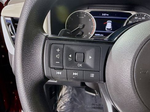 Used 2022 Nissan Rogue SV image 14