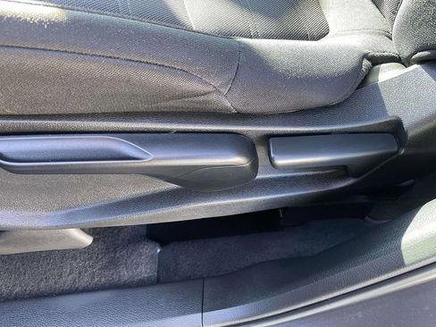 Used 2020 Honda CR-V LX image 30