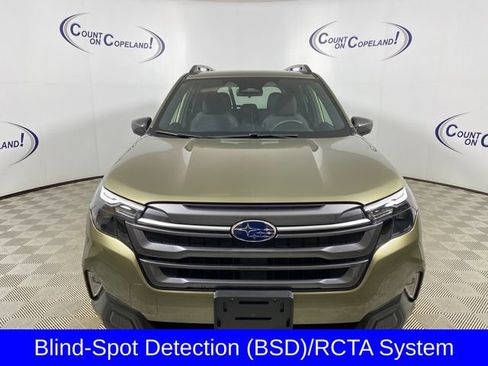 Used 2025 Subaru Forester Premium AWD/4WD image 10