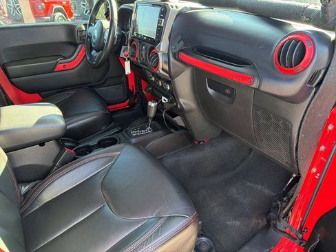 Used 2013 Jeep Wrangler Unlimited Sport image 38