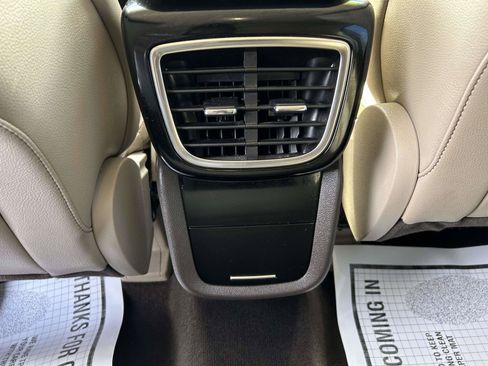 Certified 2023 Lincoln Nautilus FWD w/ Premium Package image 19