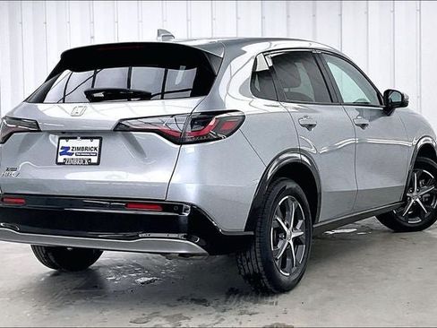 Certified 2025 Honda HR-V EX-L image 12