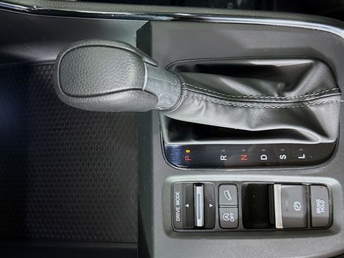 Certified 2025 Honda CR-V LX image 19