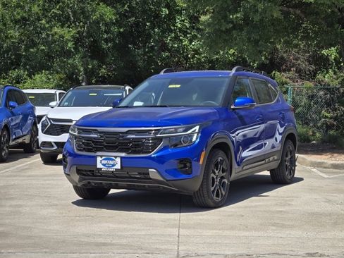 New 2025 Kia Seltos X-Line image 2