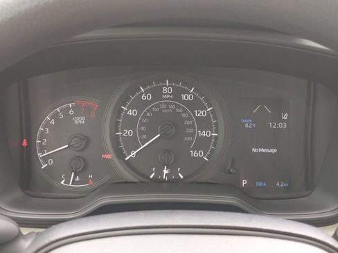 Used 2021 Toyota Corolla L image 24