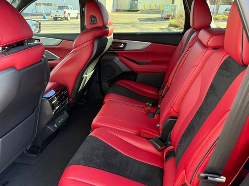 Used 2023 Acura MDX A-Spec image 14