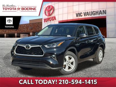 Used 2024 Toyota Highlander LE