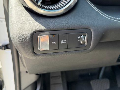 Used 2024 Chevrolet Blazer EV LT AWD/4WD image 16