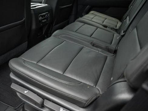 Used 2021 Chevrolet Tahoe Z71 AWD/4WD image 40
