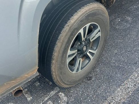 Used 2018 Toyota Tacoma SR RWD image 7