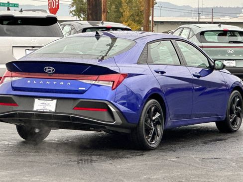 New 2026 Hyundai Elantra Sport image 4