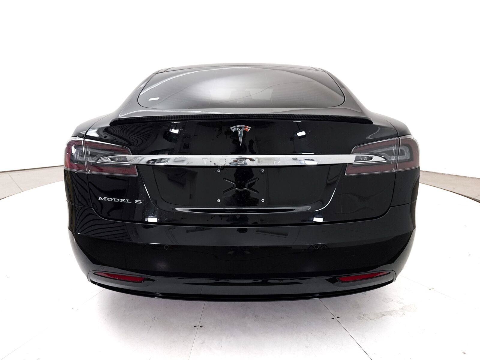 Used 2016 Tesla Model S 70 RWD image 10