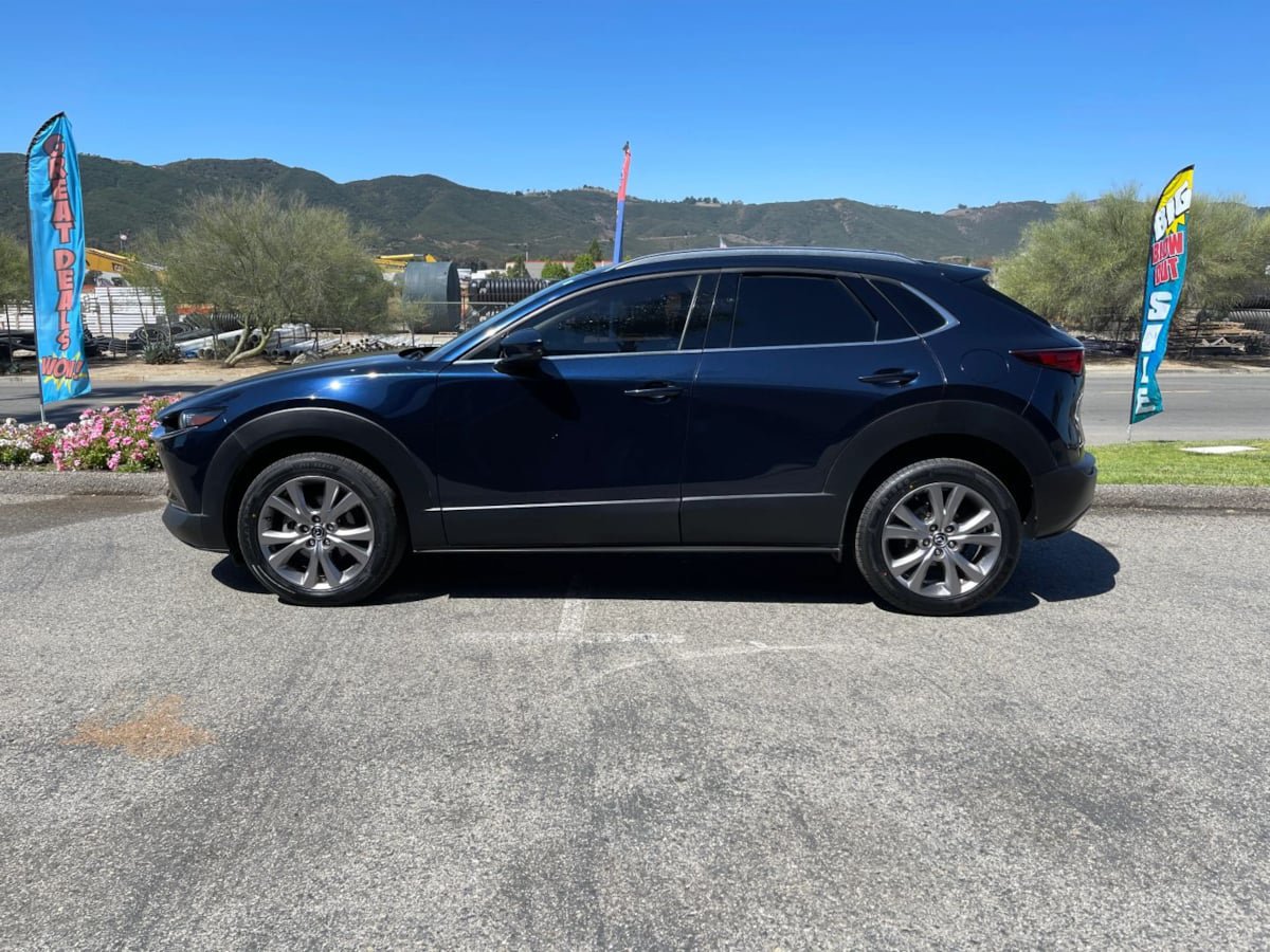 Used 2020 MAZDA CX-30 FWD w/ Premium Package image 8