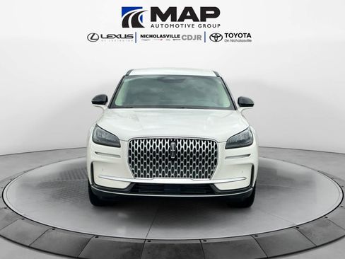 Used 2024 Lincoln Corsair AWD w/ Equipment Group 101A image 8