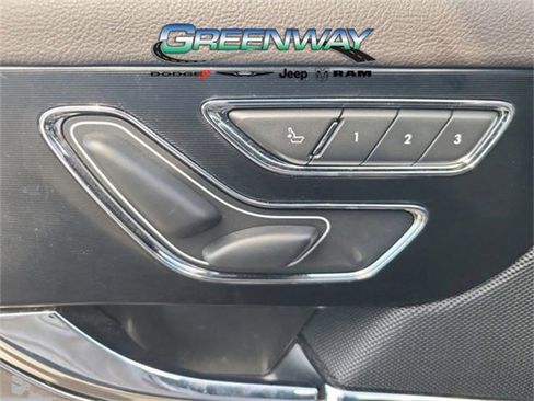 Used 2020 Lincoln Corsair Reserve w/ Elements Package image 12