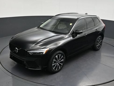 Certified 2024 Volvo XC60 B5 Core w/ Protection Package Premier AWD/4WD image 20