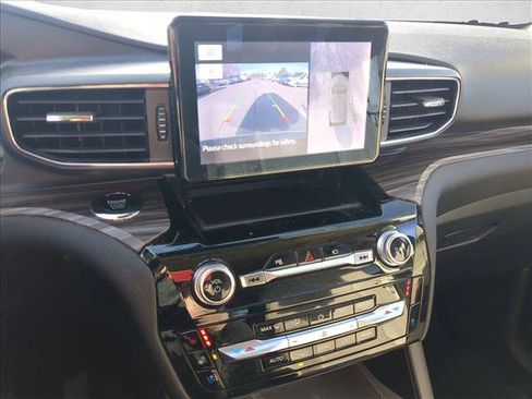 Used 2023 Ford Explorer Limited w/ Equipment Group 301A image 12