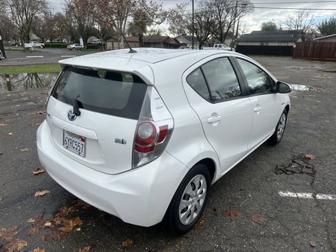 Used 2012 Toyota Prius C Four image 6