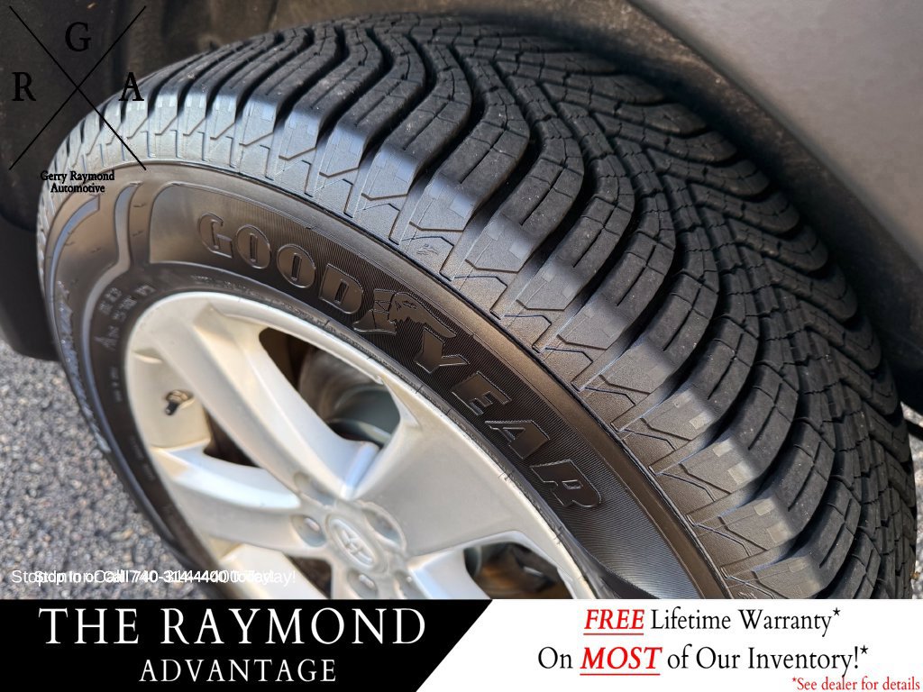Used 2013 Toyota RAV4 XLE AWD/4WD image 10