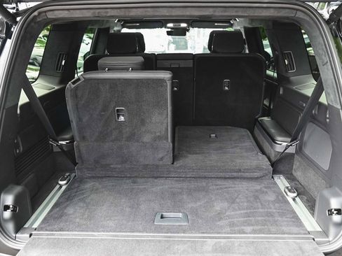 Used 2022 Rivian R1S Launch Edition image 39