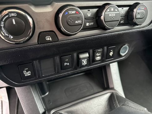 Used 2019 Toyota Tacoma TRD Pro image 27