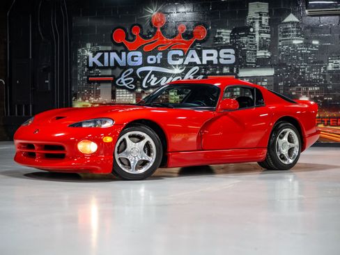 Used 1997 Dodge Viper GTS RWD image 3