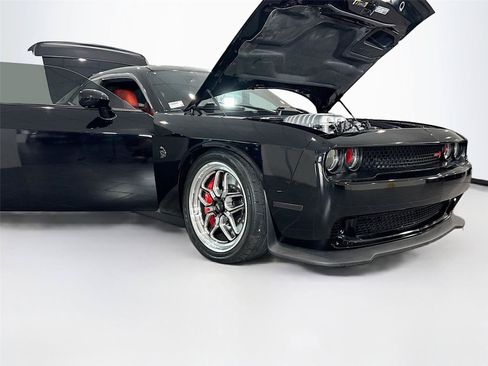 Used 2022 Dodge Challenger SRT Hellcat Redeye RWD image 35