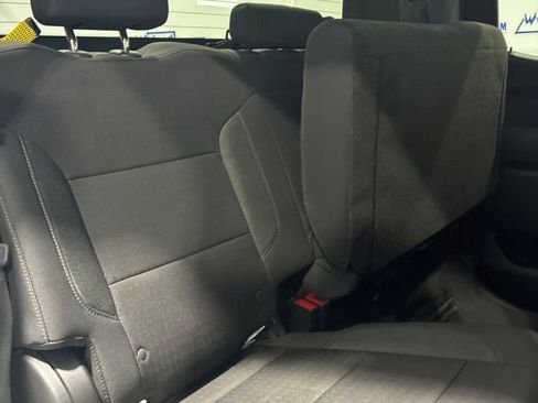 Used 2022 Chevrolet Silverado 1500 Custom RWD image 31