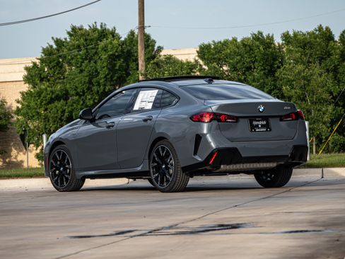 Used 2026 BMW 228i w/ Technology Package image 3