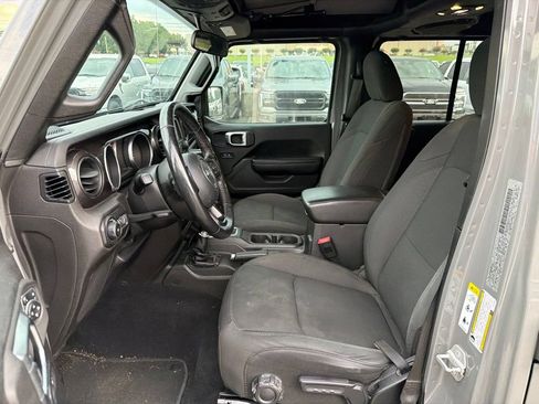Used 2020 Jeep Wrangler Unlimited Sport AWD/4WD image 12