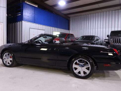 Used 2002 Ford Thunderbird Deluxe image 2