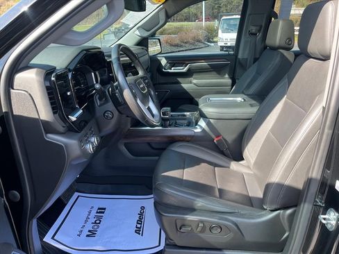 Used 2022 GMC Sierra 1500 SLT w/ SLT Premium Plus Package AWD/4WD image 27