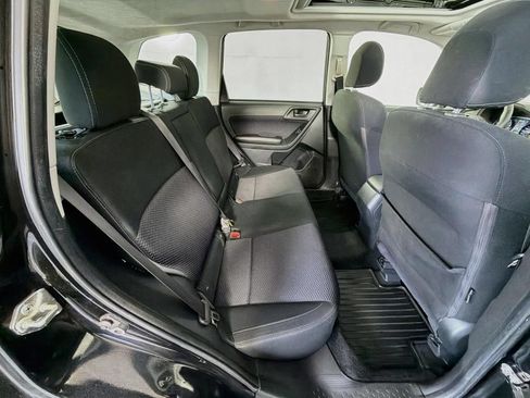 Used 2017 Subaru Forester 2.5i Premium AWD/4WD image 40