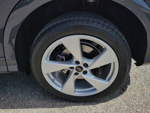 Certified 2025 Audi Q5 Premium Plus w/ Premium Plus AWD/4WD image 34