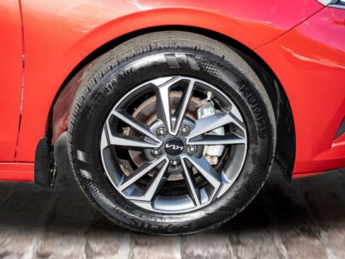 Used 2023 Kia Forte LXS image 38