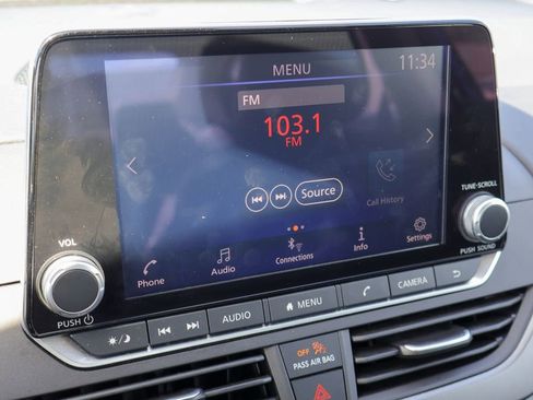 Used 2025 Nissan Altima 2.5 SR FWD image 5