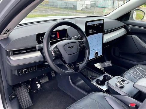 Used 2023 Ford Mustang Mach-E Select RWD image 5