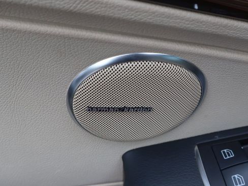 Used 2016 Mercedes-Benz SLK 300 image 15