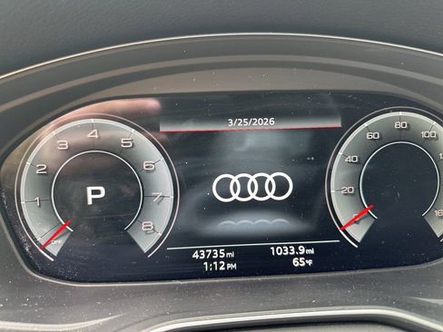 Used 2023 Audi Q5 Prestige w/ Prestige Package image 13