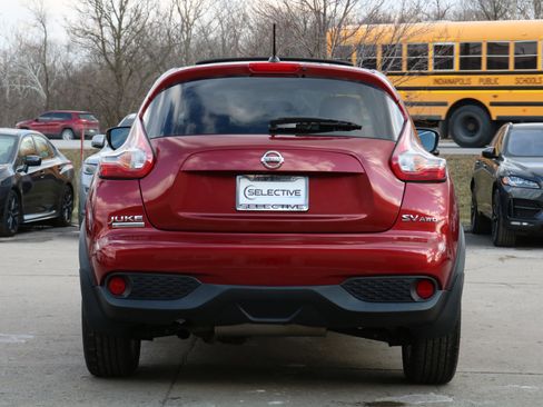 Used 2015 Nissan Juke SV w/ Cold Weather Package image 9