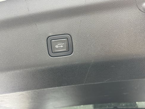 Certified 2021 Chevrolet Tahoe RST image 22