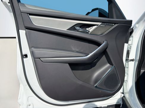 New 2026 Jaguar F-PACE R-Dynamic S AWD/4WD image 22