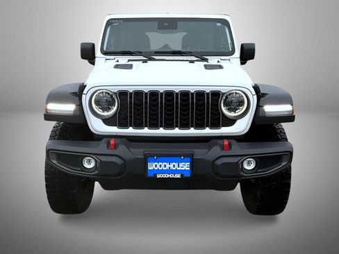 Used 2025 Jeep Wrangler Unlimited Rubicon w/ Convenience Group image 2