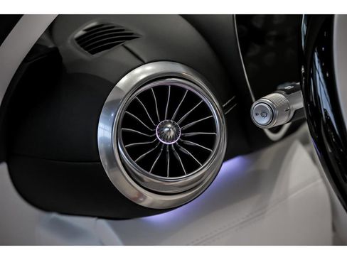 New 2026 Mercedes-Benz Maybach SL 680 image 20