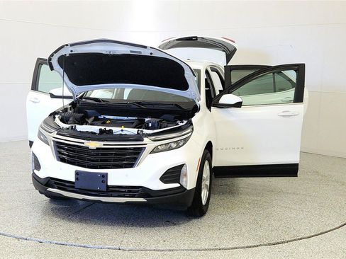 Used 2024 Chevrolet Equinox LT FWD image 11