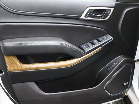 Used 2019 GMC Yukon Denali image 17